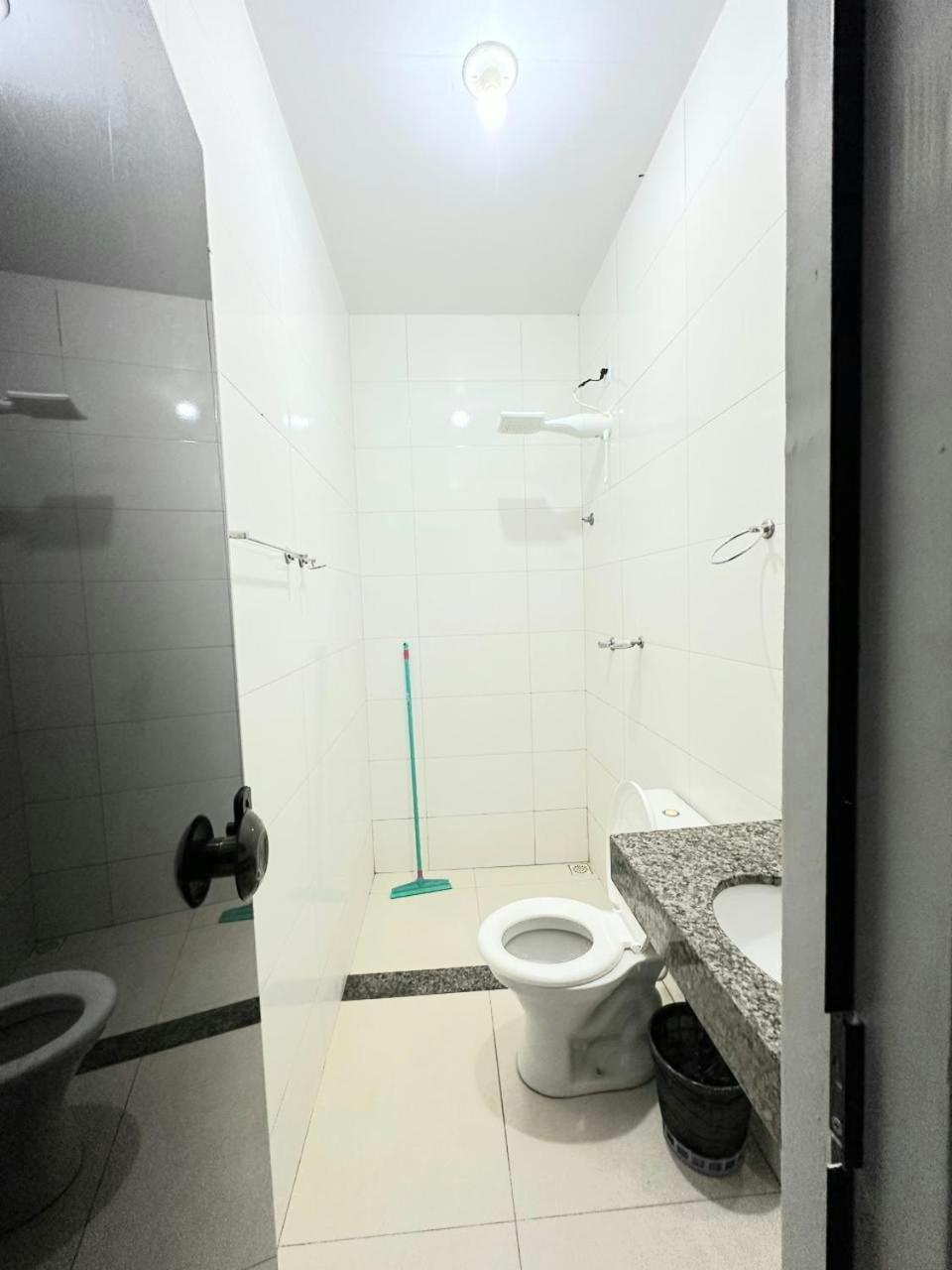 Casa De Hospedes Proximo Ao Aeroporto E Rodoviaria Palmas  Eksteriør billede
